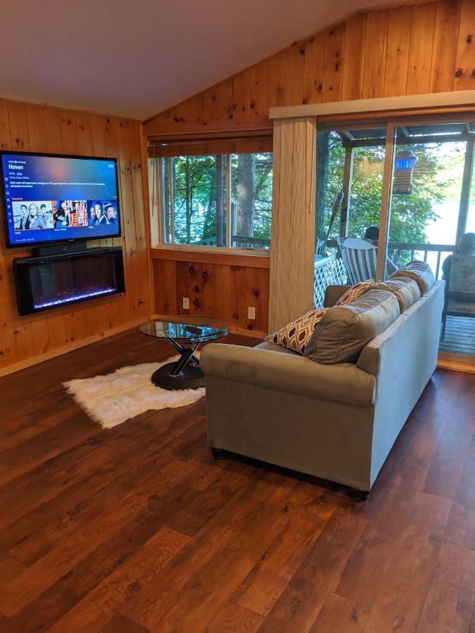 Panoramic Water Views , Cozy House In Henniker ,Nh Vila Exterior foto